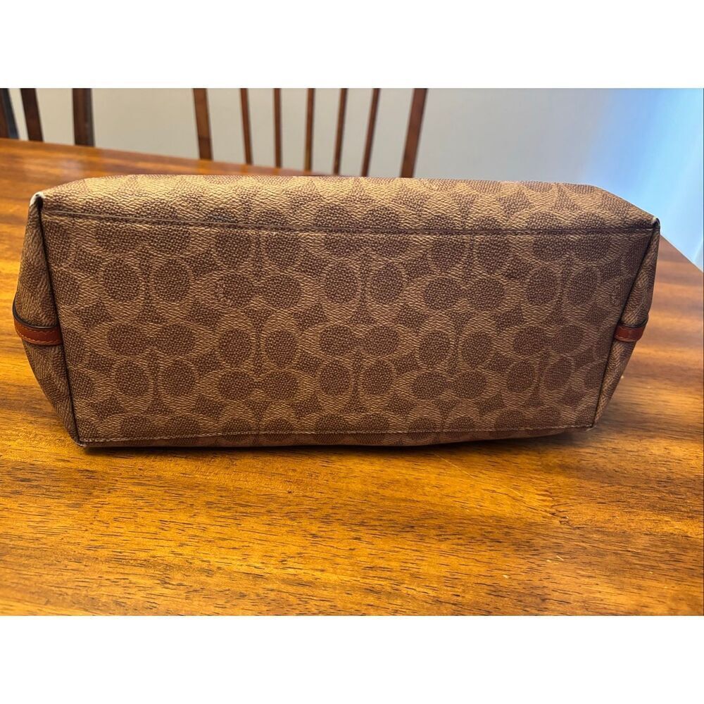 Coach purse - Picture 8 of 16